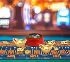 Pengguna menikmati layanan mobile live casino dengan antarmuka bahasa Indonesia